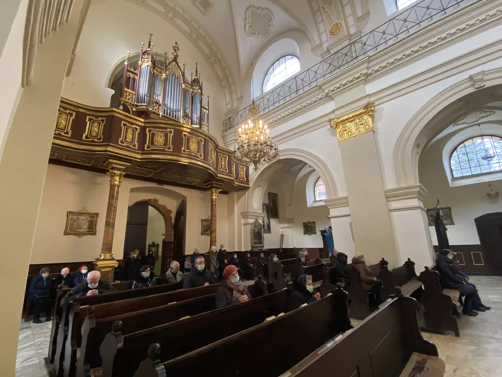 travel program image