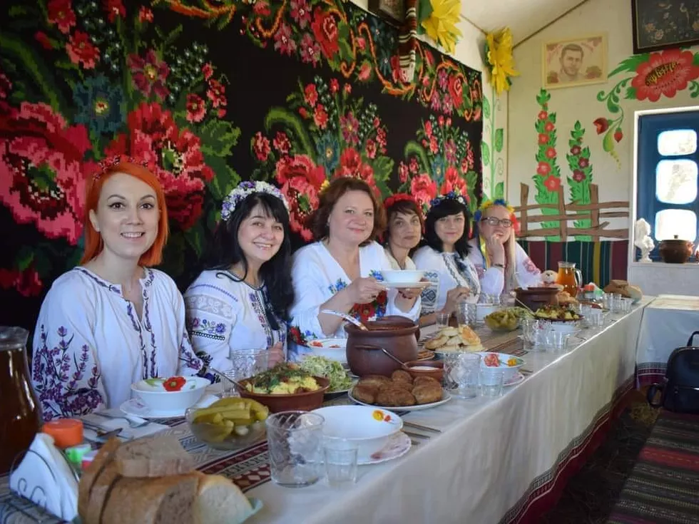 travel program image