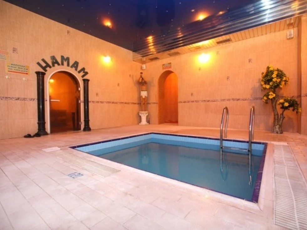 travel program image