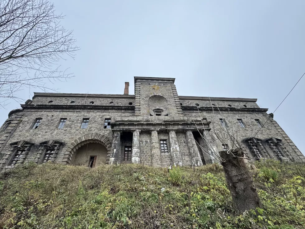 travel program image