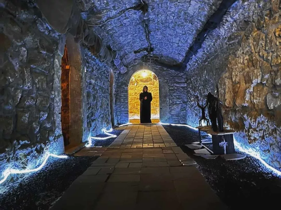 travel program image