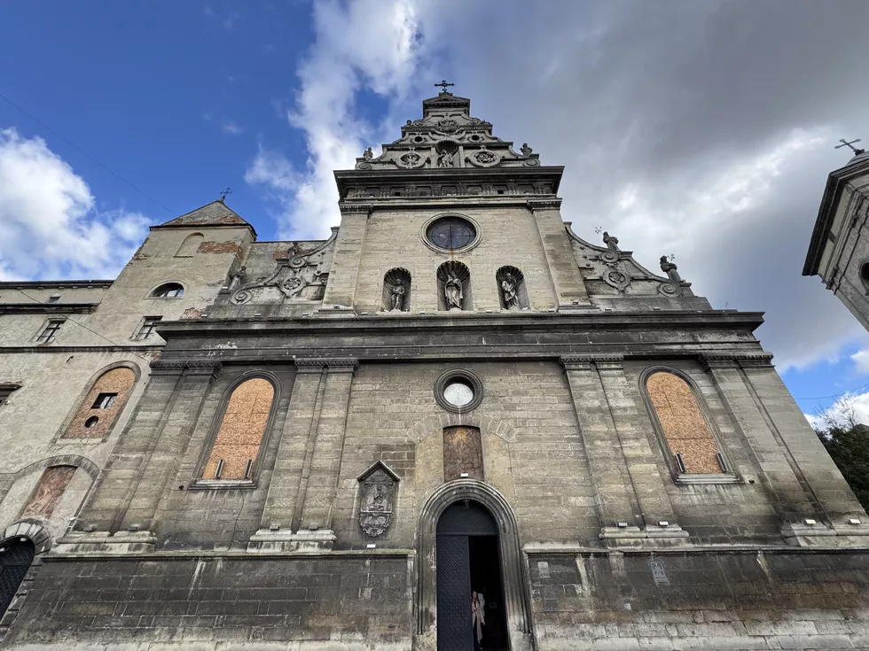 travel program image