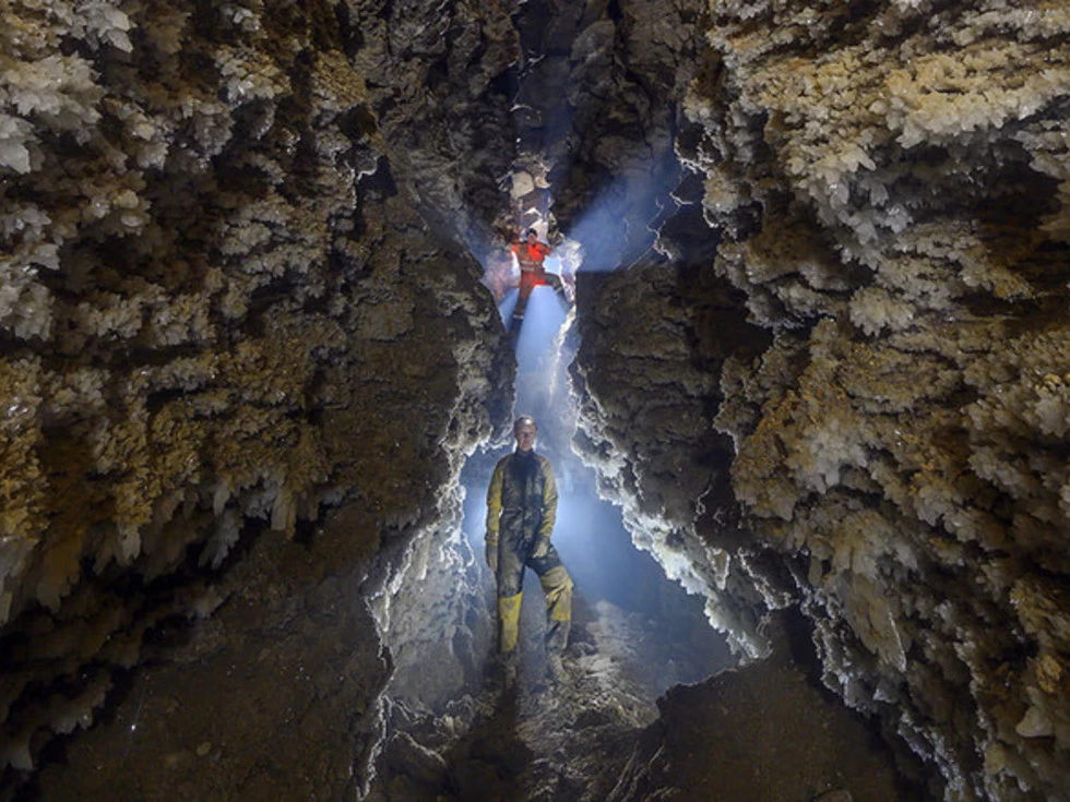 travel program image