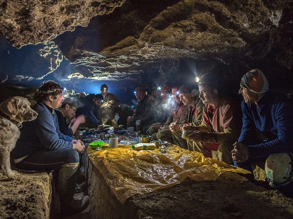 travel program image