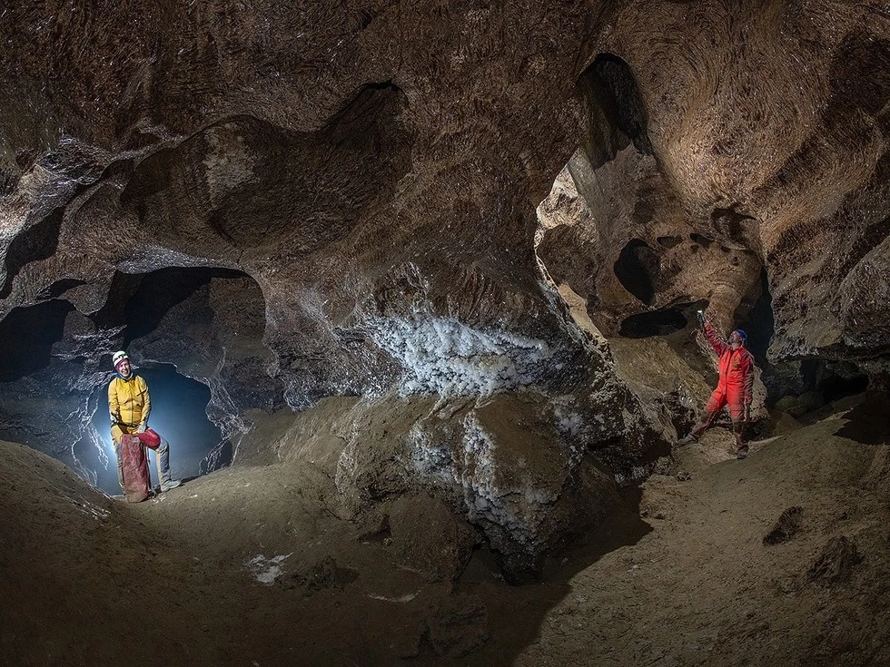 travel program image