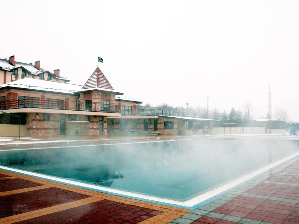 travel program image