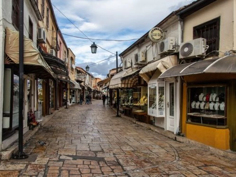 travel program image