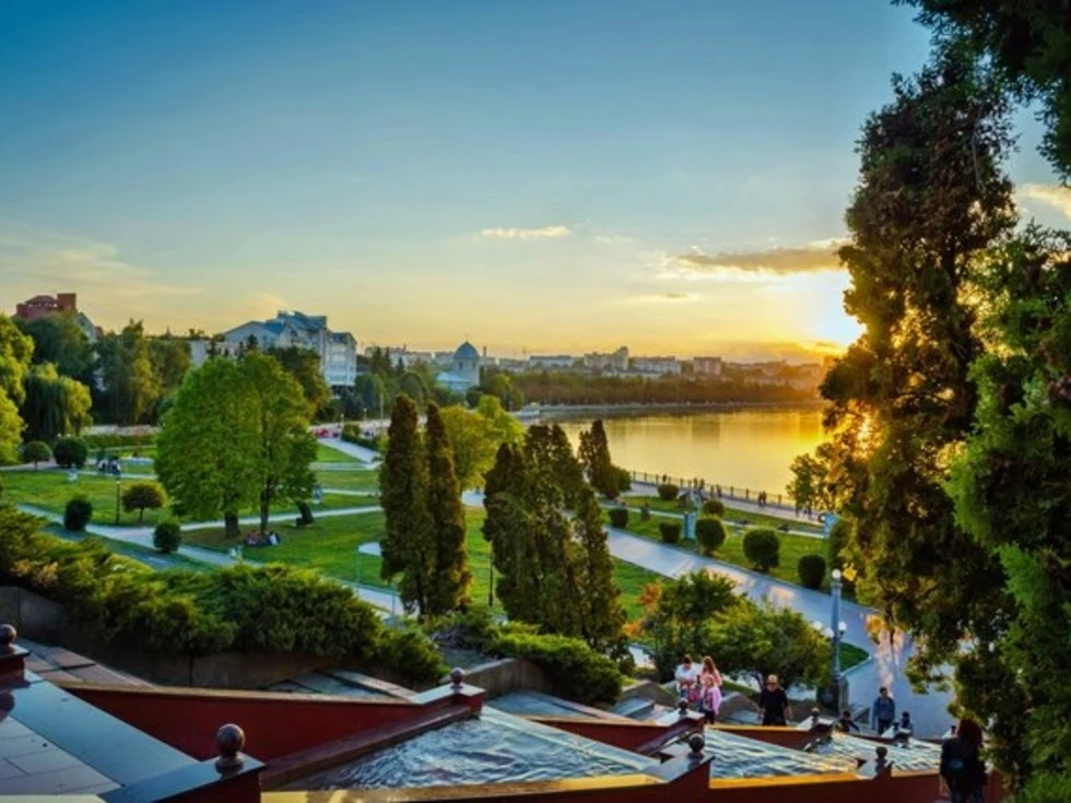 travel program image