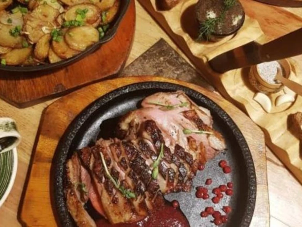 travel program image