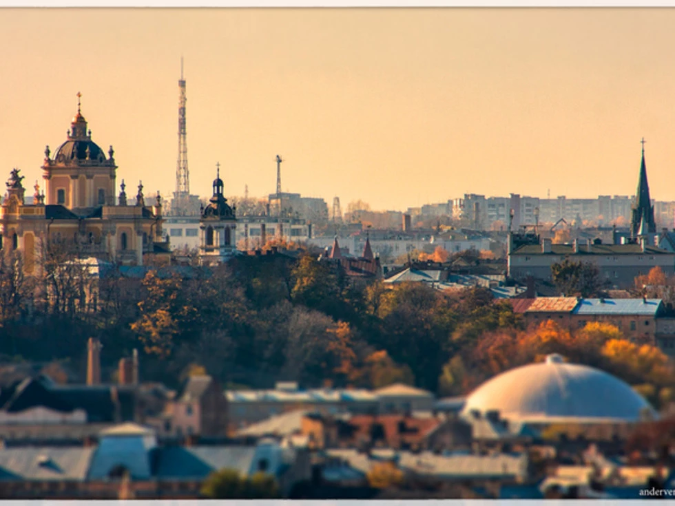 travel program image