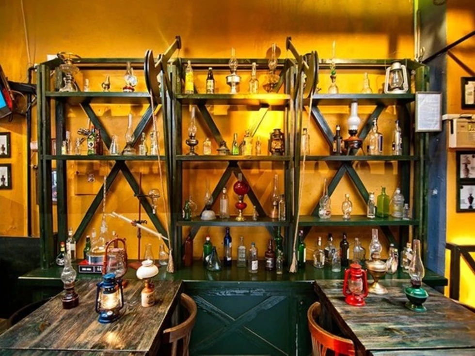 travel program image