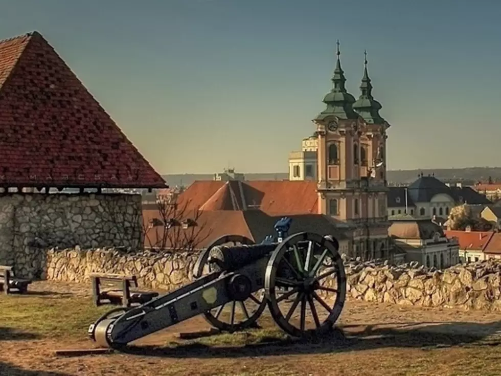 travel program image