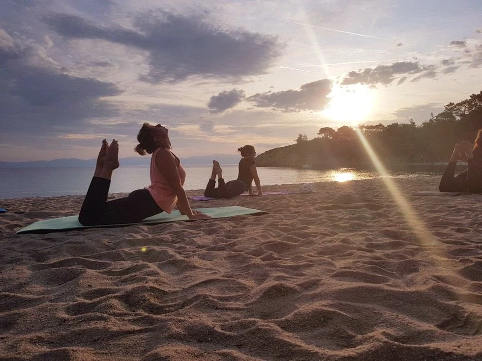 travel program image