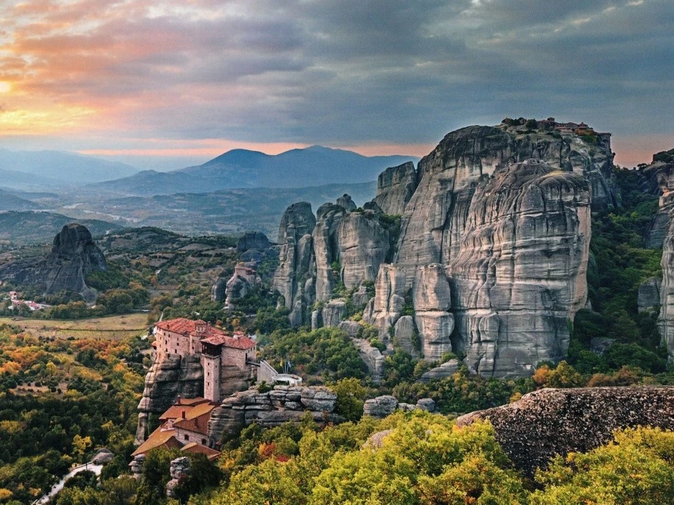 travel program image