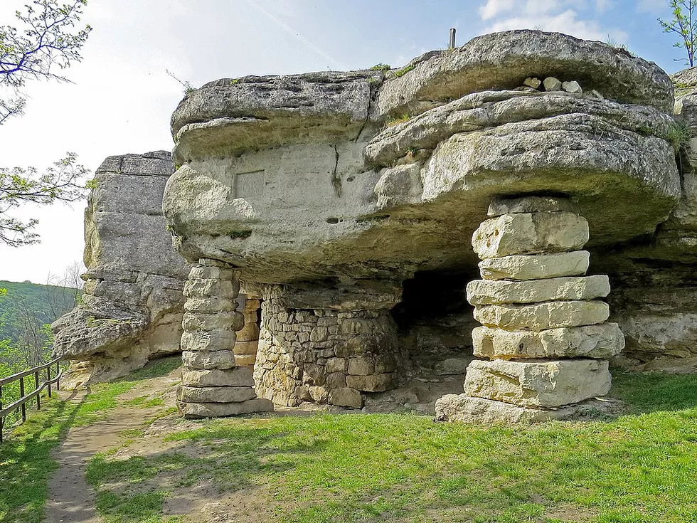 travel program image