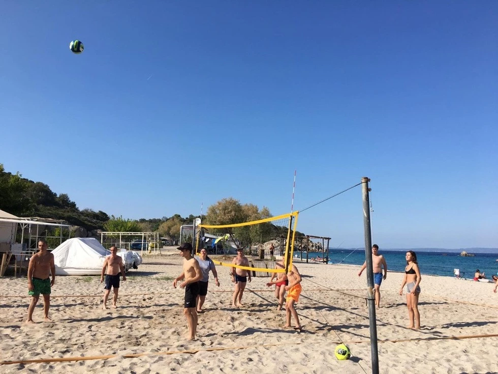 travel program image