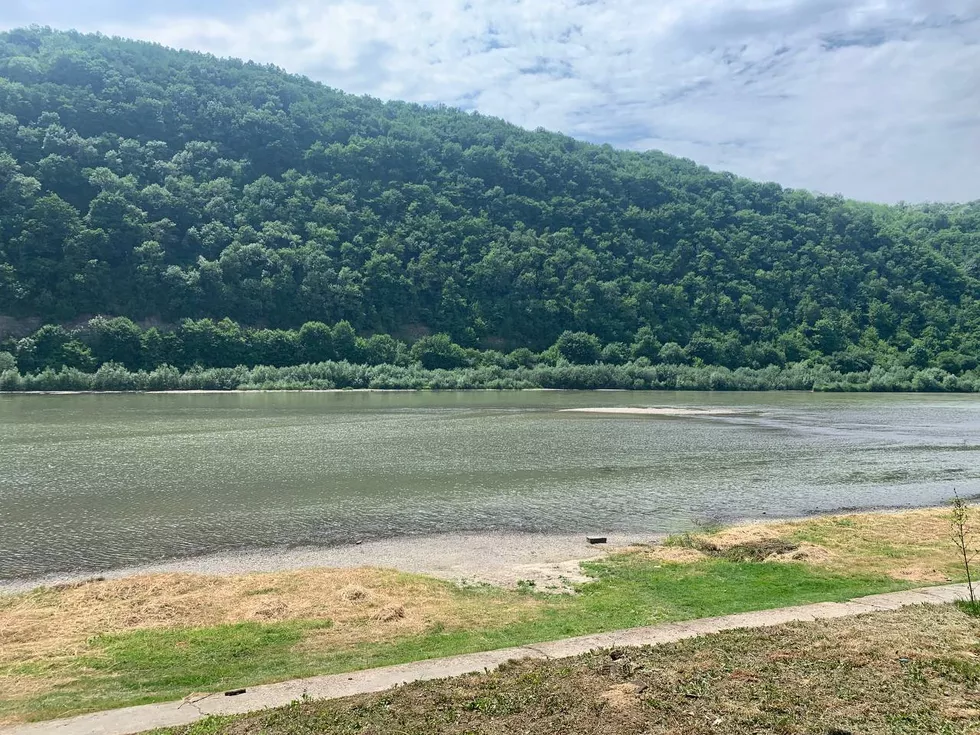 travel program image