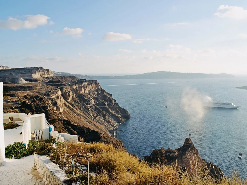 travel program image