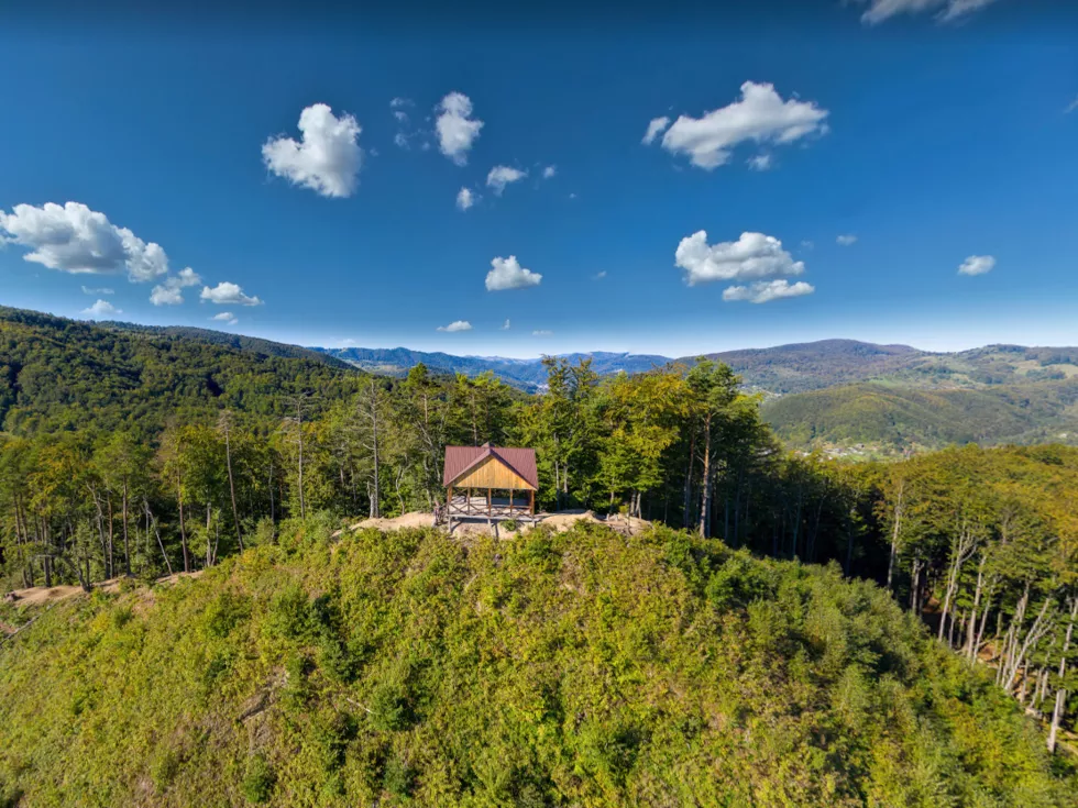 travel program image