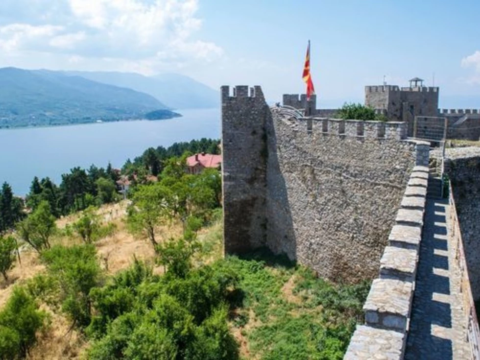 travel program image