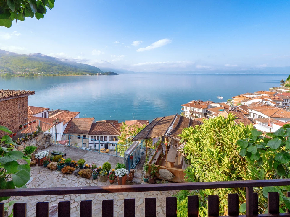 travel program image