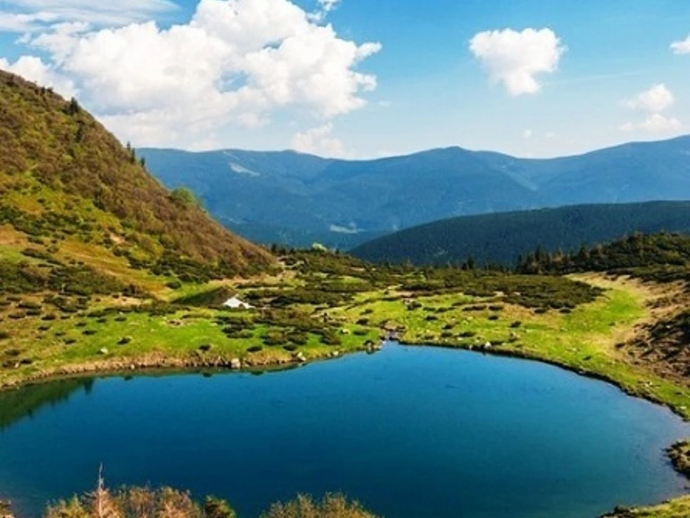 travel program image