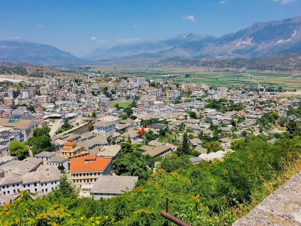 travel program image