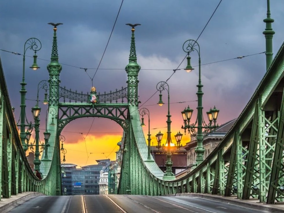 travel program image