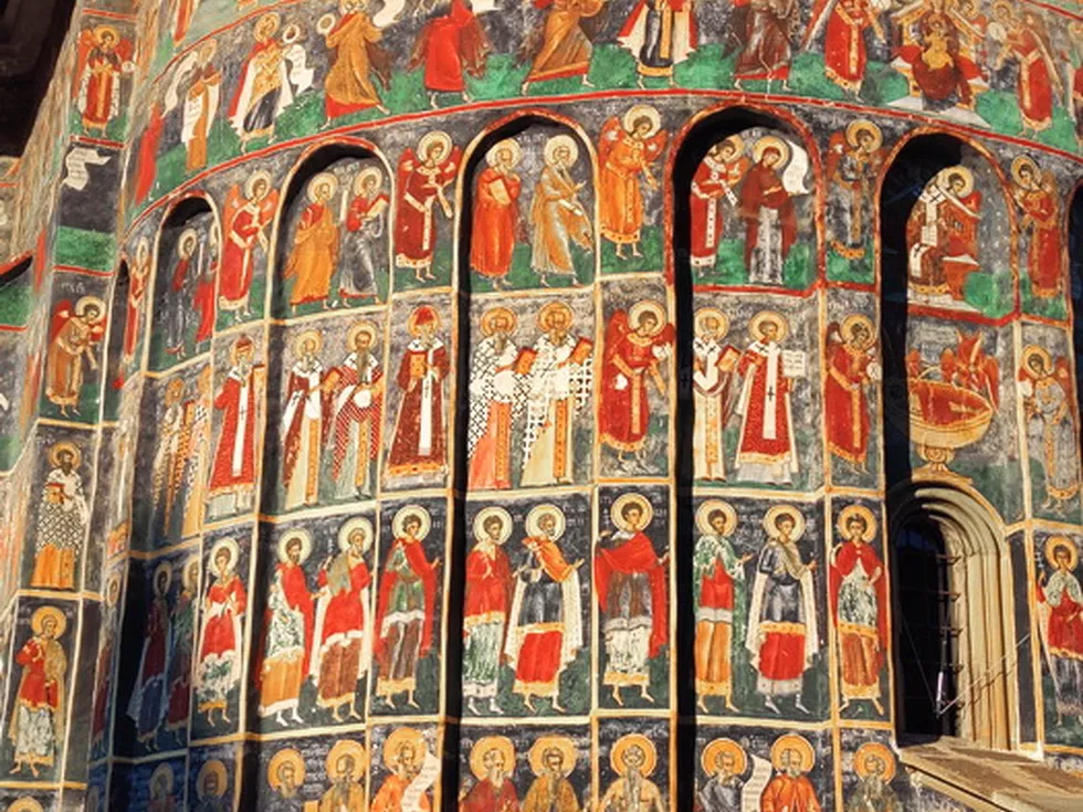 travel program image