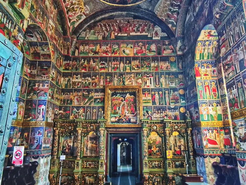 travel program image