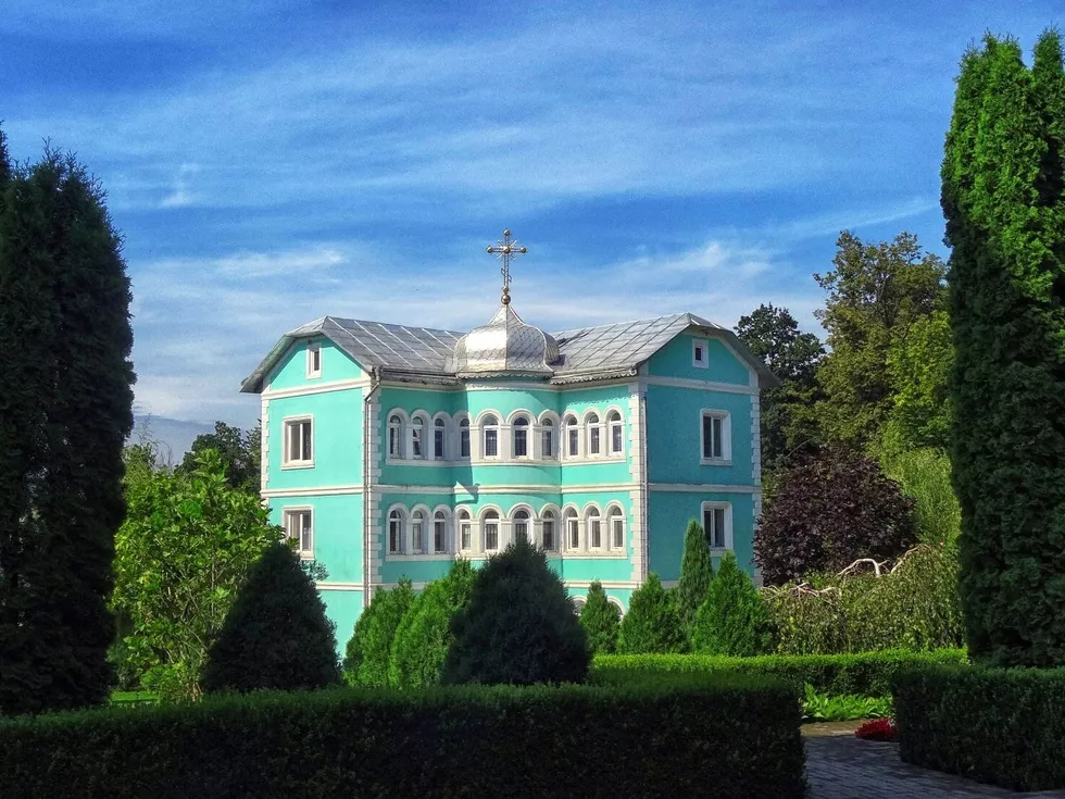 travel program image