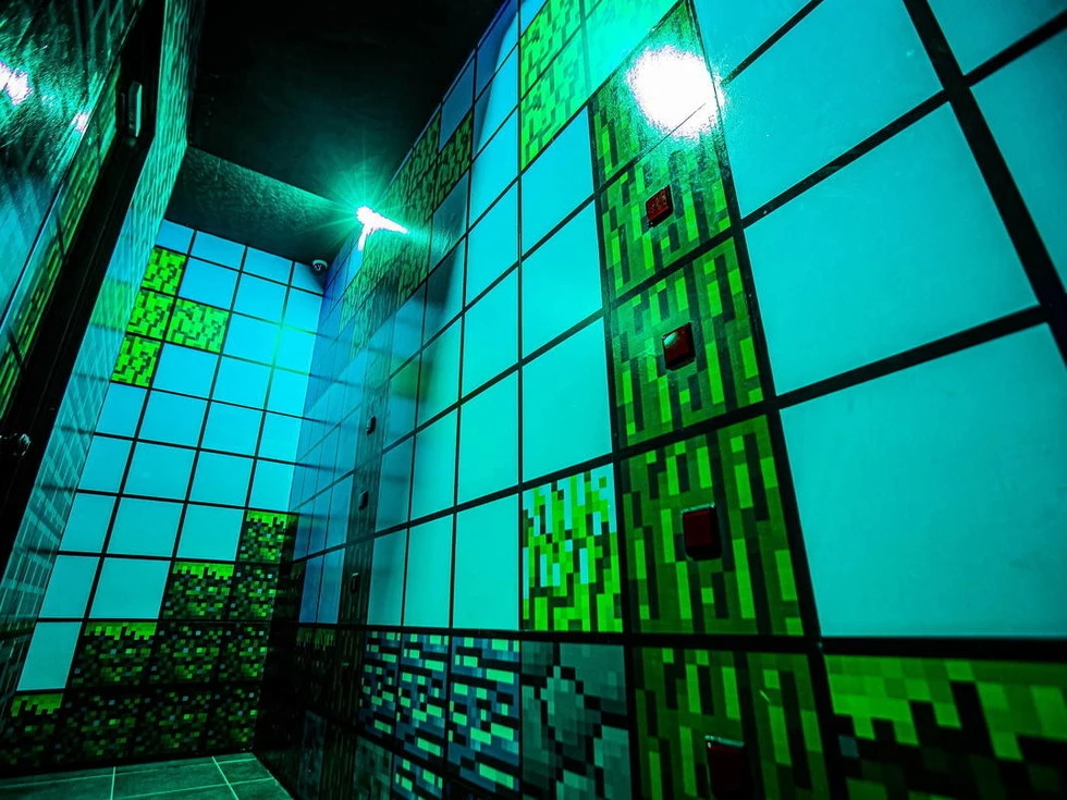 travel program image