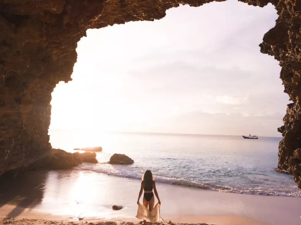 travel program image