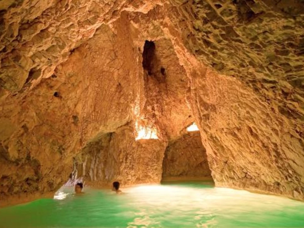 travel program image