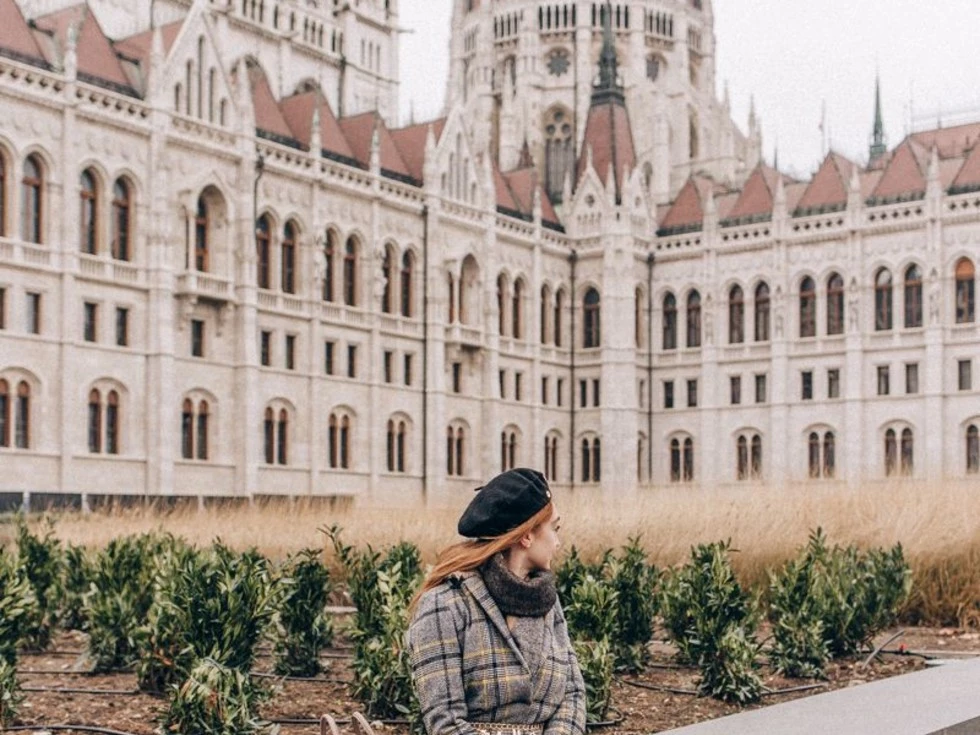 travel program image