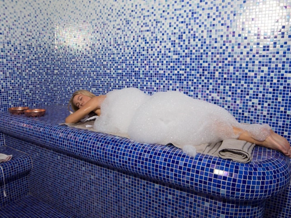 travel program image